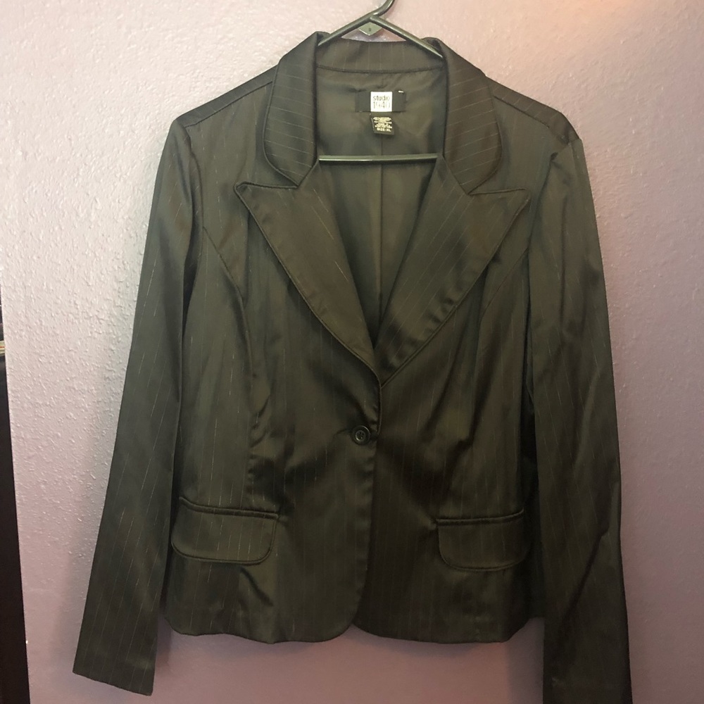 EUC Black pinstripe Blazer & Pants